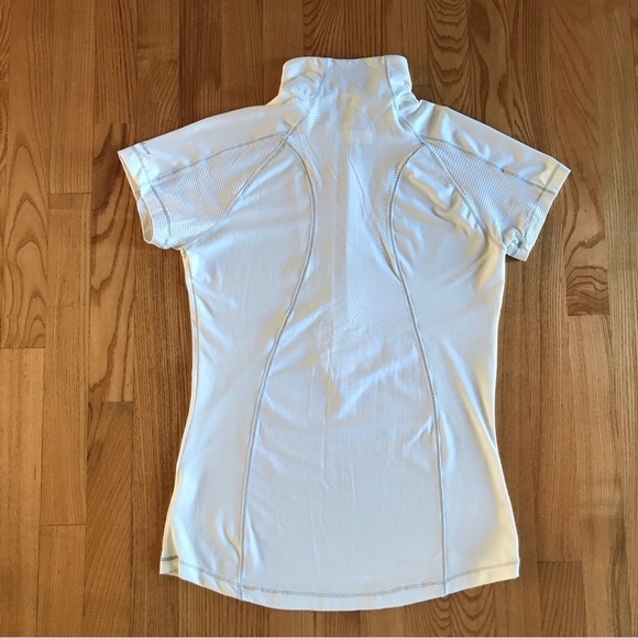 Columbia Shirt moisture wicking OmniWear Advanced Short sleeve Womens size med - Picture 3 of 9